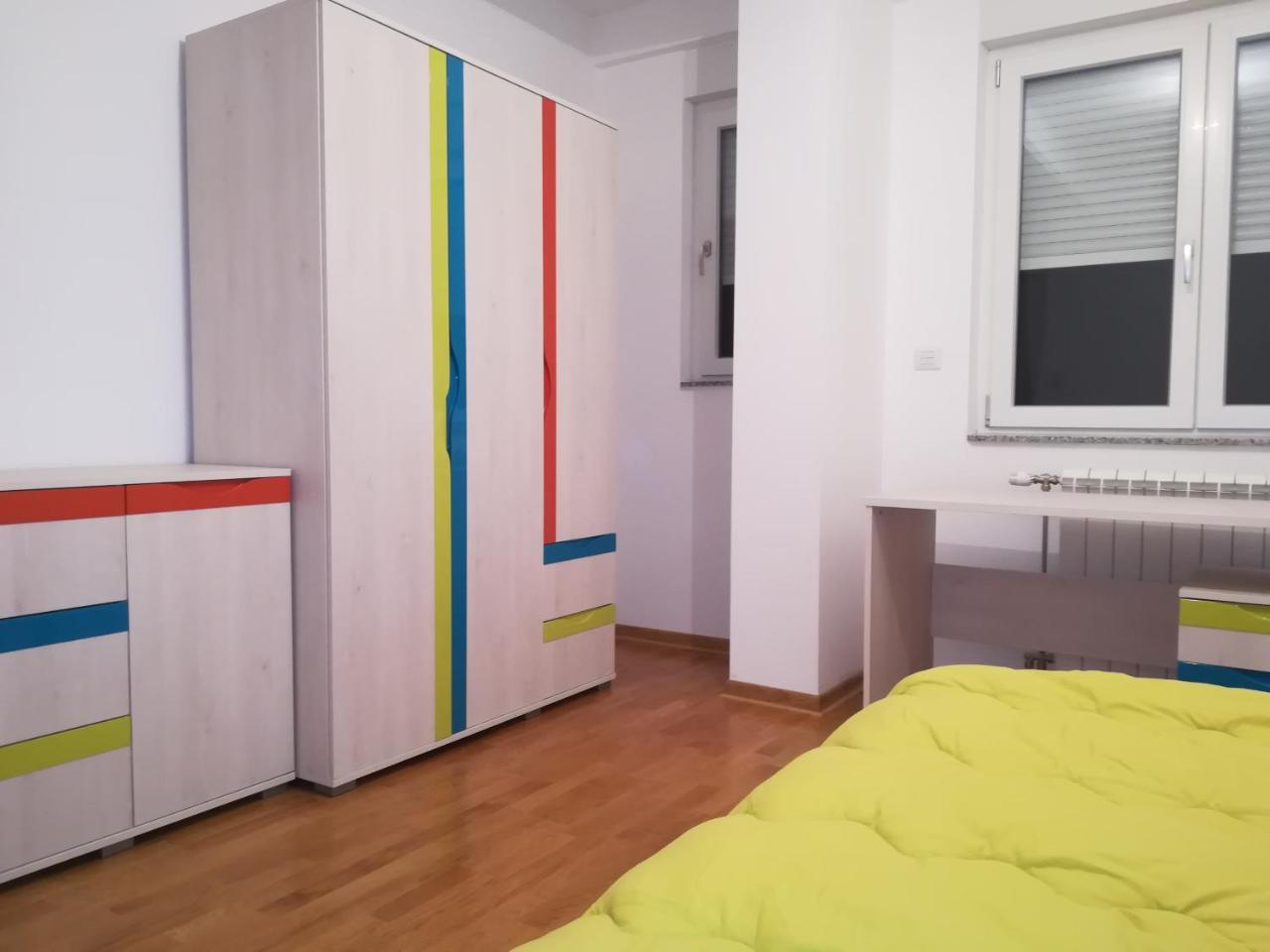 Butterfly Apartman Čačak Kültér fotó