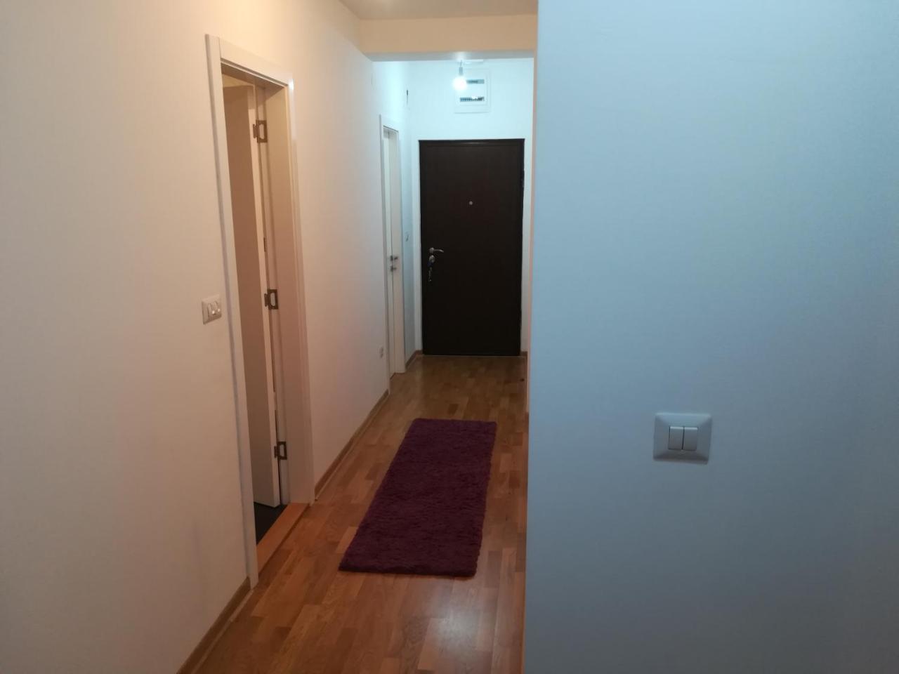 Butterfly Apartman Čačak Kültér fotó