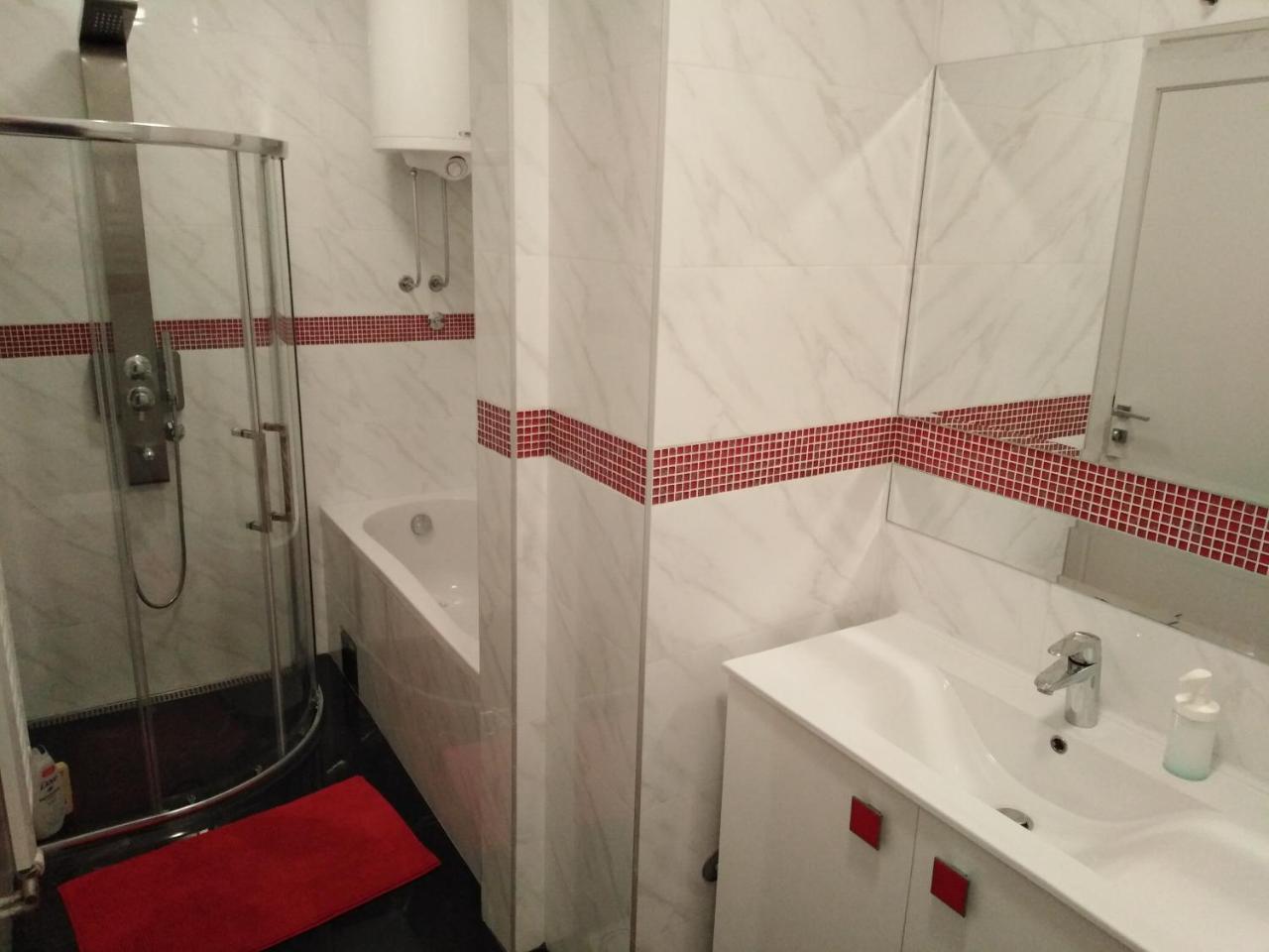 Butterfly Apartman Čačak Kültér fotó
