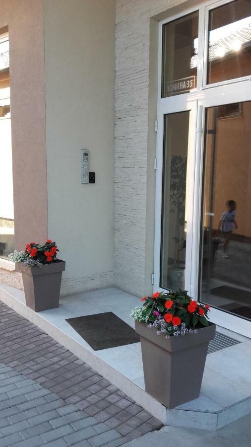 Butterfly Apartman Čačak Kültér fotó