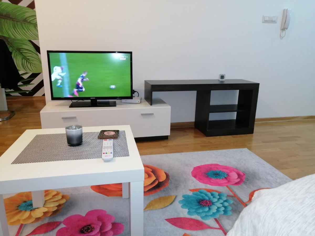 Butterfly Apartman Čačak Kültér fotó